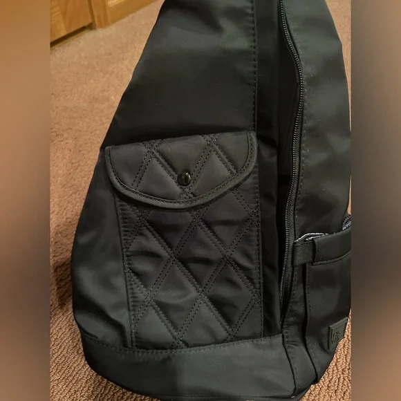 IHKWIP Convertible Sling/ Backpack NWT - Picture 4 of 9